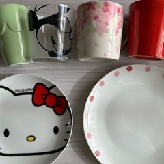 食器棚　コップ　まとめ売りの画像