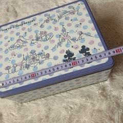 ディズニー空き缶
の画像