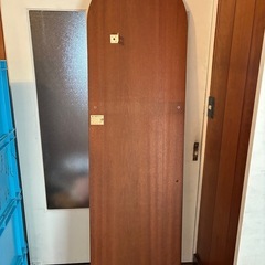 大きな姿見の鏡の画像