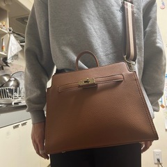 至急‼️10日限り‼️値下げ可能ショルダーバッグの画像