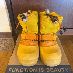 【汚れ等あり15cm】mont-bell キッズスノーブーツ イエロー×オレンジの画像