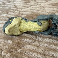 マテル  ジュラシックワールド　ベビー・ベータ　恐竜　　の画像