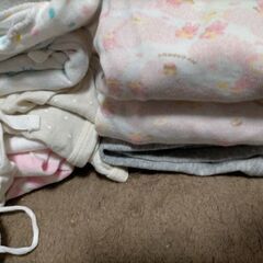 パンパース新生児サイズ　搾乳機　肌着の画像