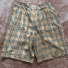 バーバリーノバチェックハーフパンツ  ブラウン 茶色 ベージュ  英国製 イングランド製  コットン　綿　100%  ウエスト　約78センチ 股下　約20センチ 裾幅　約31センチ  バーバリーノバチェックハーフパンツ英国製コットン綿100%の画像