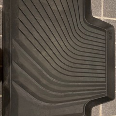 BMW 純正 ラバーマット（G20.G21）1台分 4枚セット 右ハンドルの画像