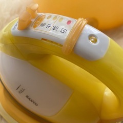 取引先決定🐒コードレス スチームアイロン サンヨーの画像