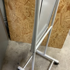 💚スタンドミラー✨スリム姿見🪞キャスター付き❣️全身ミラー姿見幅37cm横35cm高さ149cm傷•汚れあり💦白ホワイトの画像