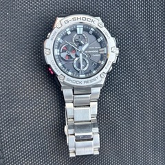 G-SHOCK GST-B100の画像