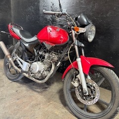 ★支払い総額8.8万円★関東圏内即日配送可能！ヤマハ　YBR125 社外マフラー！社外ハンドル！激安125MT！の画像