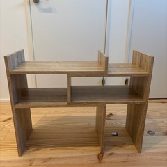 キッチン　カップボード上　収納の画像