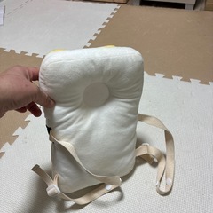 つかまり立ち仕立ての時に頭守るたまご寿司の画像