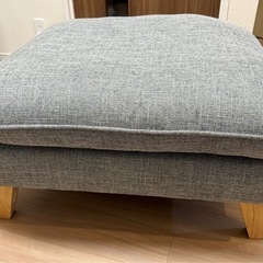 オットマン グレーの画像