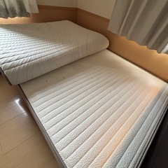 ダブルベッド　マットレス　トッパー 照明　収納　コンセント付　約212cm x 140cm x 90cmの画像