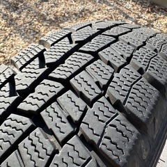 ダンロップアイスガード　スタッドレスタイヤ（155/65R14）の画像