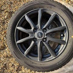 ダンロップアイスガード　スタッドレスタイヤ（155/65R14）の画像