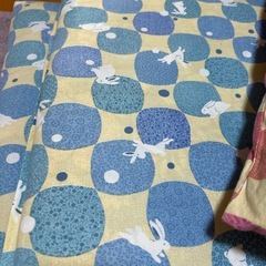 座布団　うさぎのカバー付き　差し上げますの画像