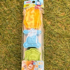 ❗️新品未開封　トーマス　お弁当箱＆箸＆おにぎり押し型
の画像