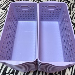 ダイソー 収納ケース 紫 20個の画像