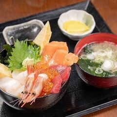 急募！！【富良野・北の峰】未経験大歓迎・飲食店のホールスタッフ/ 人気上昇中の『小樽茶屋　里 』の富良野店の画像