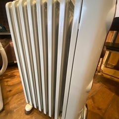 DeLonghi オイルヒーター 5段階設定 JR0812-BRの画像