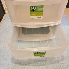 収納チェスト2個(IRIS) クローゼットに最適サイズの画像