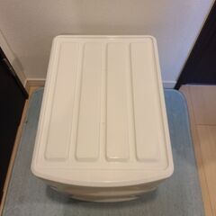 収納チェスト2個(IRIS) クローゼットに最適サイズの画像