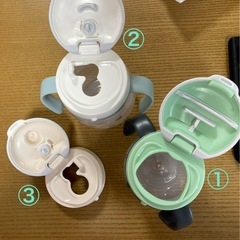 コンビらくマグ本体200ml2個、フタ3種類付きの画像