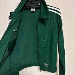 adidasオリジナルス　モントリオール トラックトップ ジャージの画像