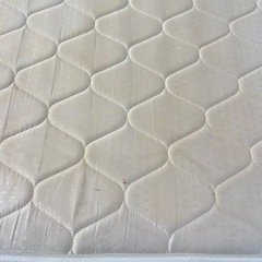 シングルスベッドマットレスの画像