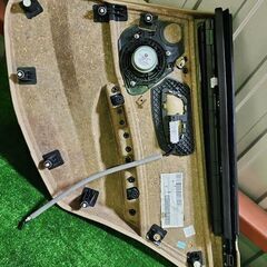 BMW E90 ドアトリム 左 内張りパネル 内装パネルの画像