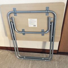 受け渡し予定者決定／折り畳みテーブルの画像