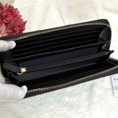 COACH コーチ 長財布 シグネチャー ブラック 型押しロゴ 付属品付の画像