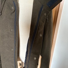 メンズ　フード付きジャケットの画像