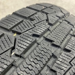 スタッドレスタイヤ 冬タイヤ 185/70R14 2021年製 TOYO GARiT GiZ 中古タイヤ の画像