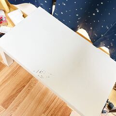 IKEA ミニデスクの画像
