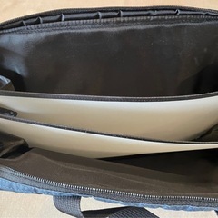 ナイロン製ブリーフケースの画像