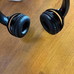  ワイヤレスヘッドホン ブラックの画像