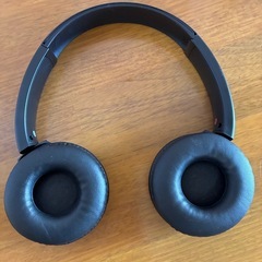  ワイヤレスヘッドホン ブラックの画像