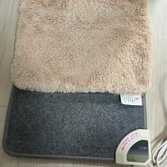 電気足温器　電気カーペットの画像