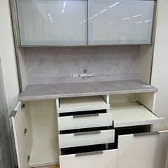 ＼家具＊家電のお店／【ｼﾞｬﾝｸﾞﾙｼﾞｬﾝｸﾞﾙ石川金沢店】滅多に入荷なし！ 食器棚 パモウナ W(幅)160×D(奥行き)49.5×H(高さ)198cmの画像