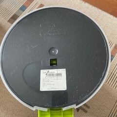 蓋付きゴミ箱の画像