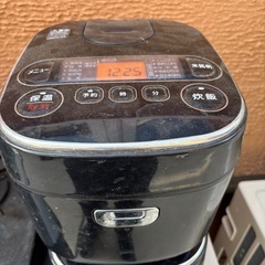 コンロ　炊飯器2個の画像