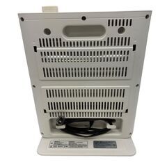 シィー・ネット  電気ストーブ CEH104 2018年製 800W ホワイト 中古の画像