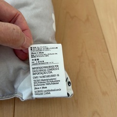 ダイソーのミニまくらの画像