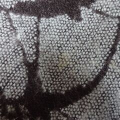 ( E-105 )ツバメ柄 マフラー ストール グリーン ブルー ブラック 黒 鳥 おしゃれ 中古の画像