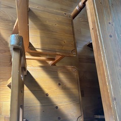 カントリー調ダイニングテーブルの画像