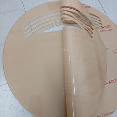 アクリル板　丸型　切り抜きありの画像