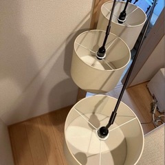 アーチ型アンティークスタンドライトの画像