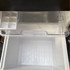 2ドア冷蔵庫 シャープ SJ-D15H-H 152L 22年製 つけかえどっちもドア 58L引出し型冷凍庫 耐熱トップ 動作品 の画像