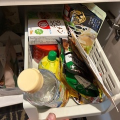 シンク下収納と調味料ラックセットの画像